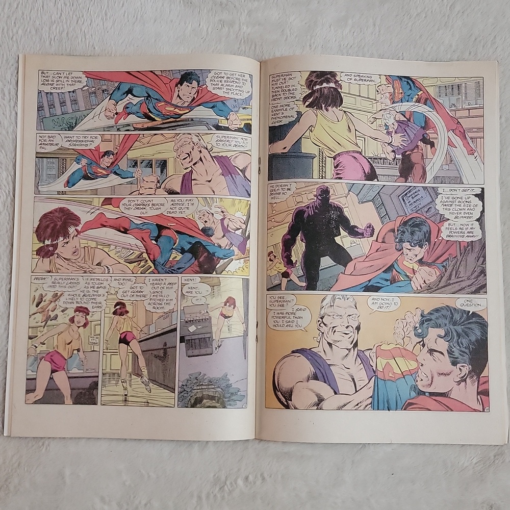 Superman #1 Comic Book - Picture 9 of 12